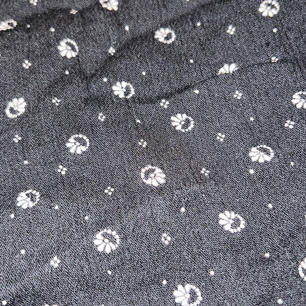 Abercrombie blouse - Picture 2 of 6